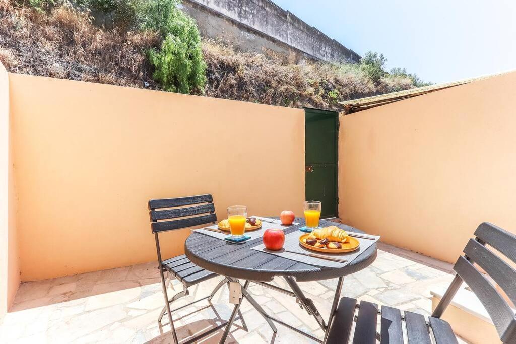 Vita Portucale ! Bright Campo Ourique W/ Terrace Lissabon Exterior foto